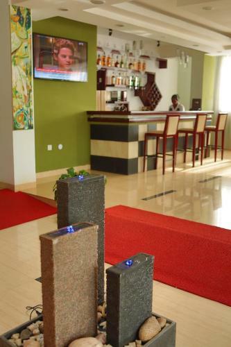 Rahnile Hotel