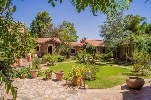 Hotel Couleur Caf�