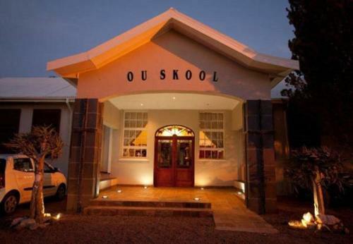 Hostal Ou Skool Guesthouse