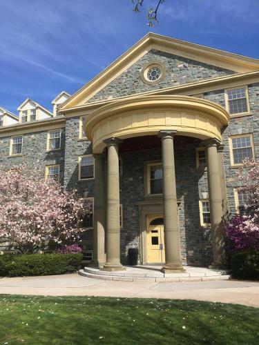 Albergue University Of King's College