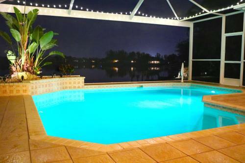 Lake View Villa