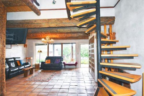 Lodge Rustic New Mexican Charm