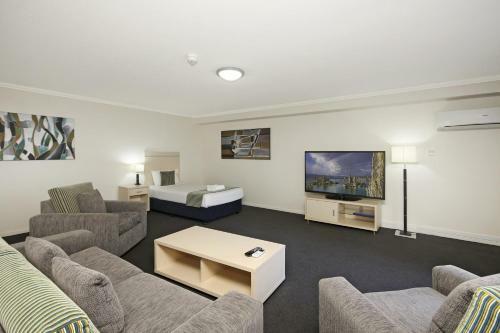 Alpha Sovereign Hotel