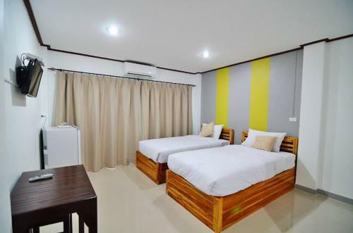 Hostal Laksasuk House