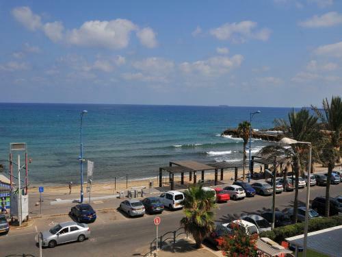 Housea - Sea View Apartment