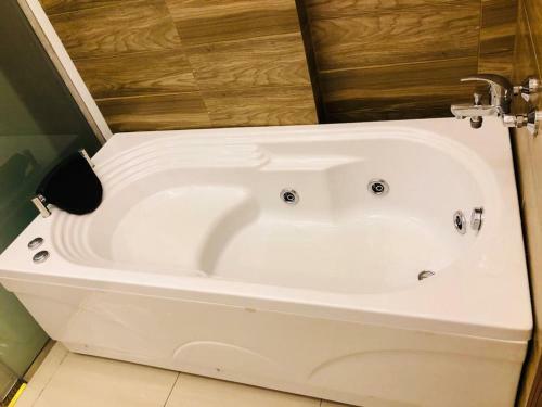 Hotel Platinum The First
