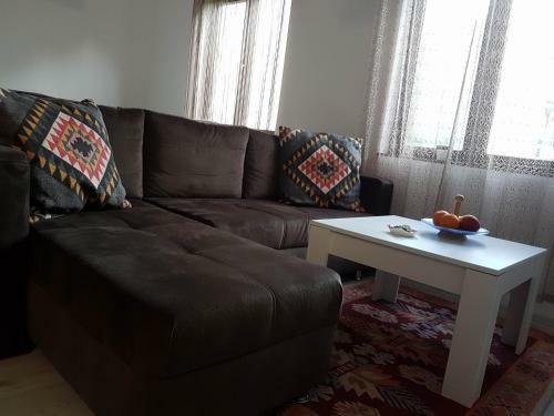 Urban Apartment & Hostel