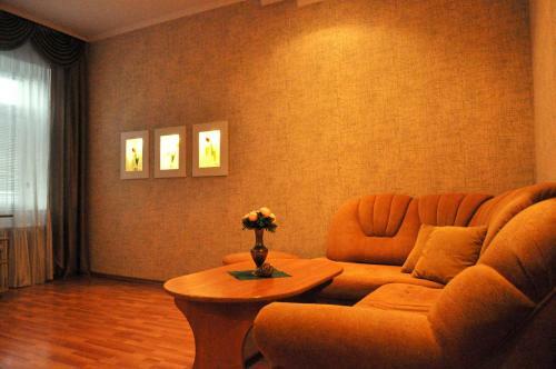 Apartment On Vasilka 4