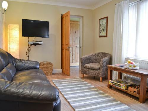 Bryn-y-mor Cottage