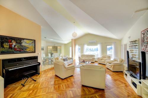 Villa Alessandra