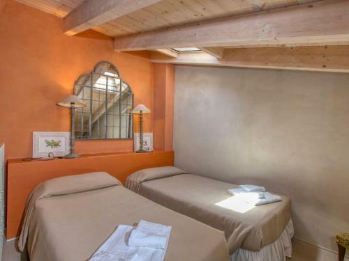 Special Apartments In Braccagni With Orthopedic Beds