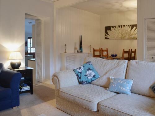 Dolphin Cottage