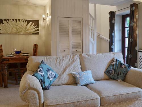 Dolphin Cottage