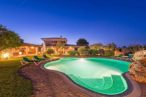 Villa Son Mel Contesti