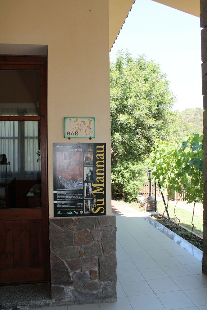 Hotel Ostello Su Mannau