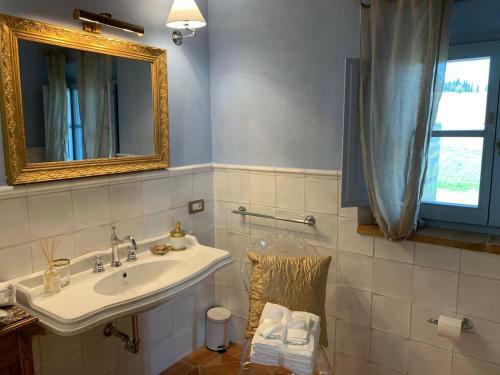Hotel Cordella In Montalcino Wine Resort
