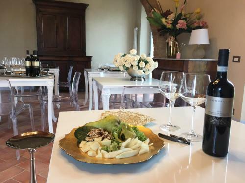 Hotel Cordella In Montalcino Wine Resort