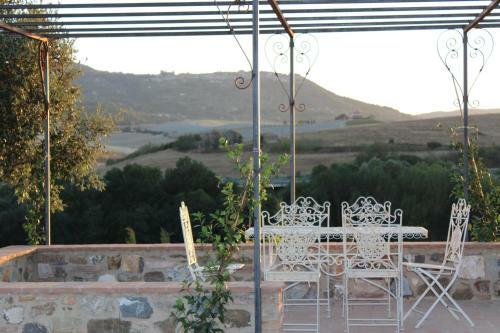 Hotel Cordella In Montalcino Wine Resort