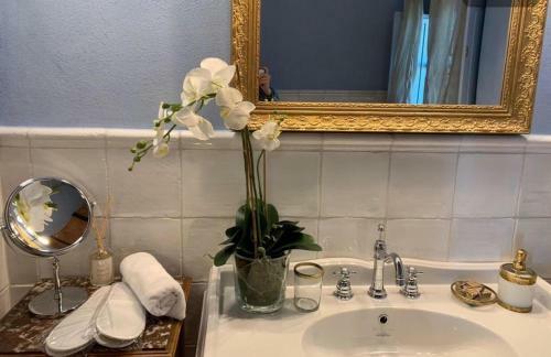 Hotel Cordella In Montalcino Wine Resort