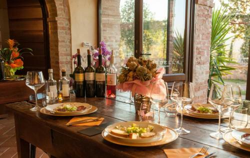 Hotel Cordella In Montalcino Wine Resort