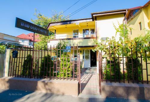Hostal B&B Duo Caffe