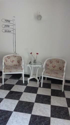 Hostal B&B Duo Caffe
