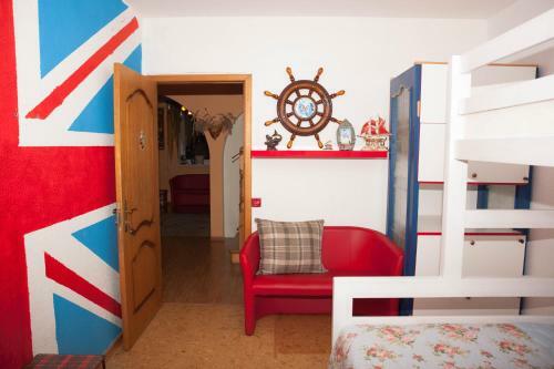 Hostel And Apartment Cherdak