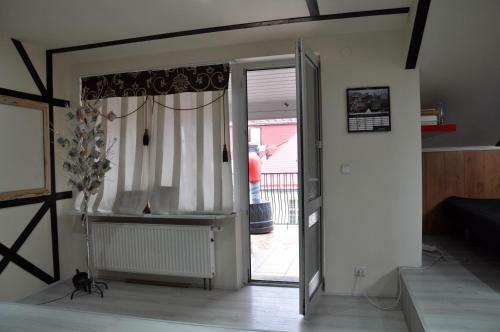 Hostel And Apartment Cherdak