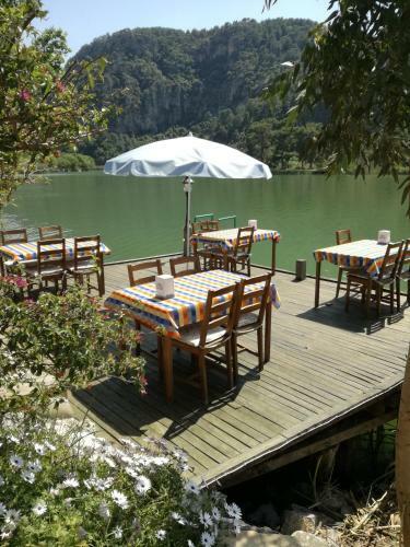 Hostal Dervi??han Pension