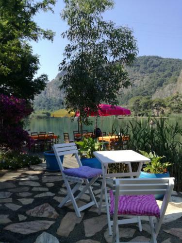 Hostal Dervi??han Pension