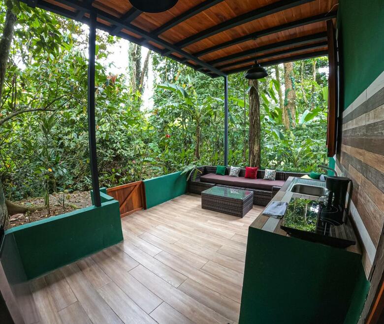 Jungle Green House