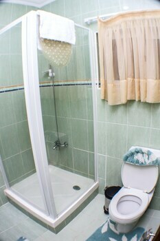 Alma House Hotel