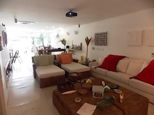 Casa Grande Em Angra