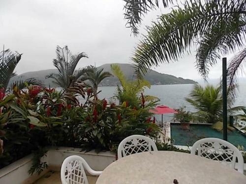 Casa Grande Em Angra