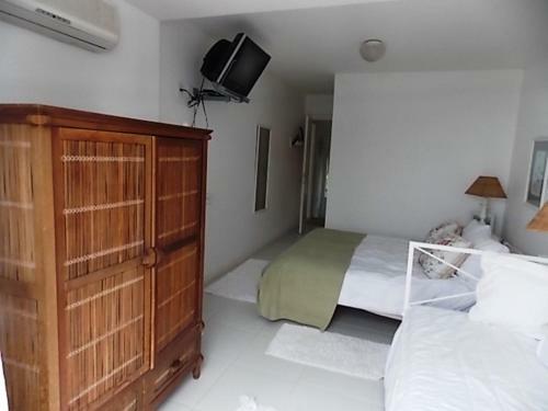 Casa Grande Em Angra