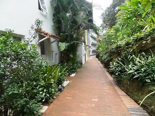 Casa Grande Em Angra