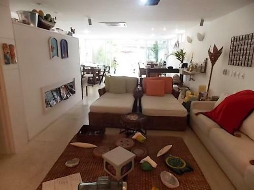 Casa Grande Em Angra