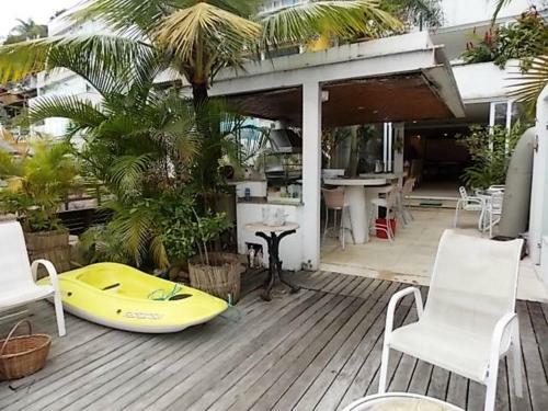 Casa Grande Em Angra