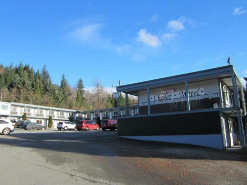 The Chalet Motel