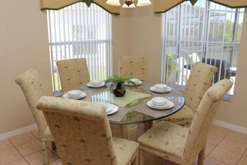 Balmoral Villa 524