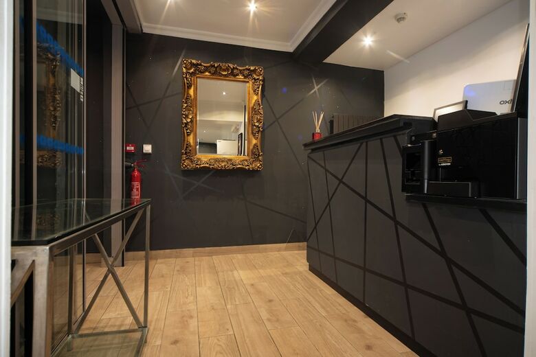 Hotel De Blois