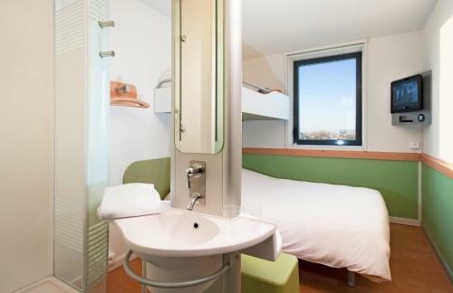 Hotel Ibis Istres Trigance