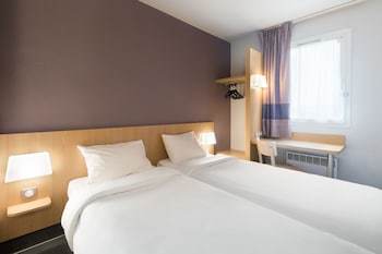 Hotel B&B H�tel Maurepas