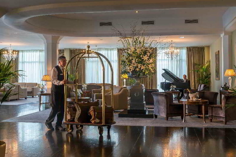 Newpark Hotel