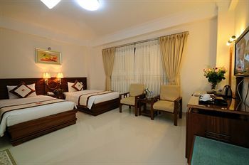 Lan Lan Hotel 2