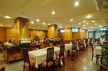 Lan Lan Hotel 2