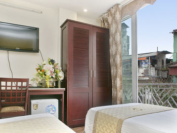 Time Hotel