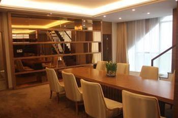 Best Western Plus Gems Cube Hotel