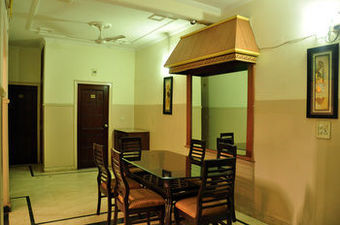 Hotel Oyo Rooms Huda City Center
