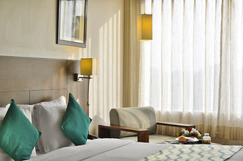 Hotel Genx Vadodara 1589